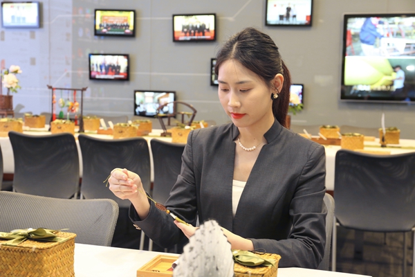 1G4A2584_¸±±¾.jpg 1G4A2584_¸±±¾.jpg